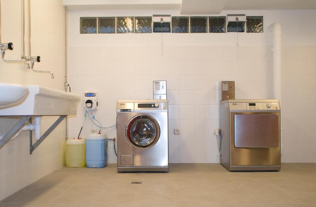 Bbk Bilbao Good Hostel Dış mekan fotoğraf