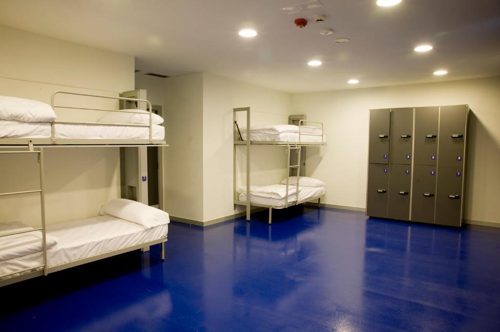 Bbk Bilbao Good Hostel Oda fotoğraf