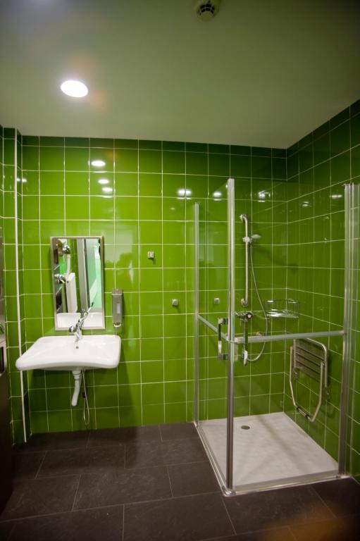 Bbk Bilbao Good Hostel Oda fotoğraf