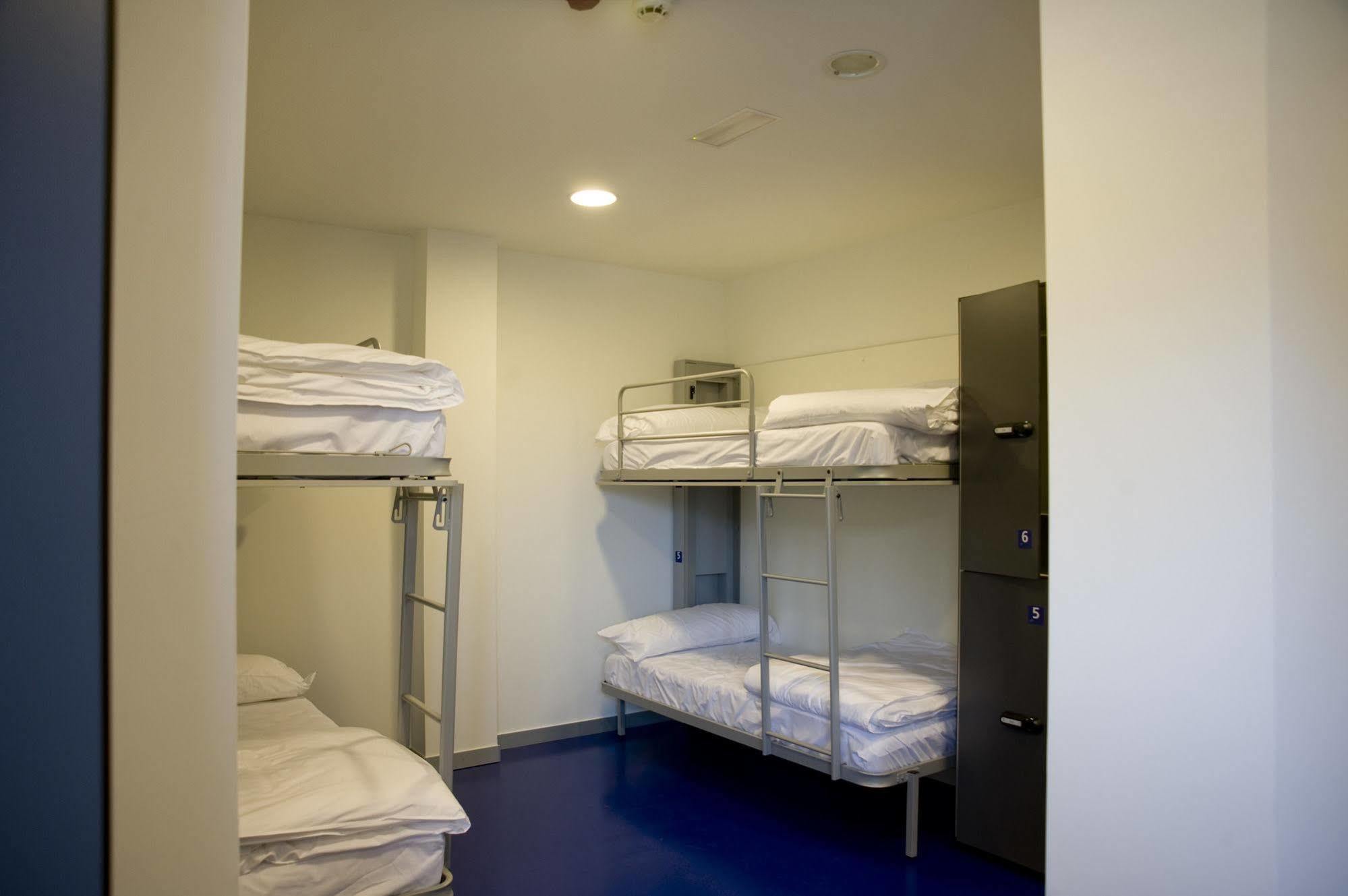 Bbk Bilbao Good Hostel Dış mekan fotoğraf