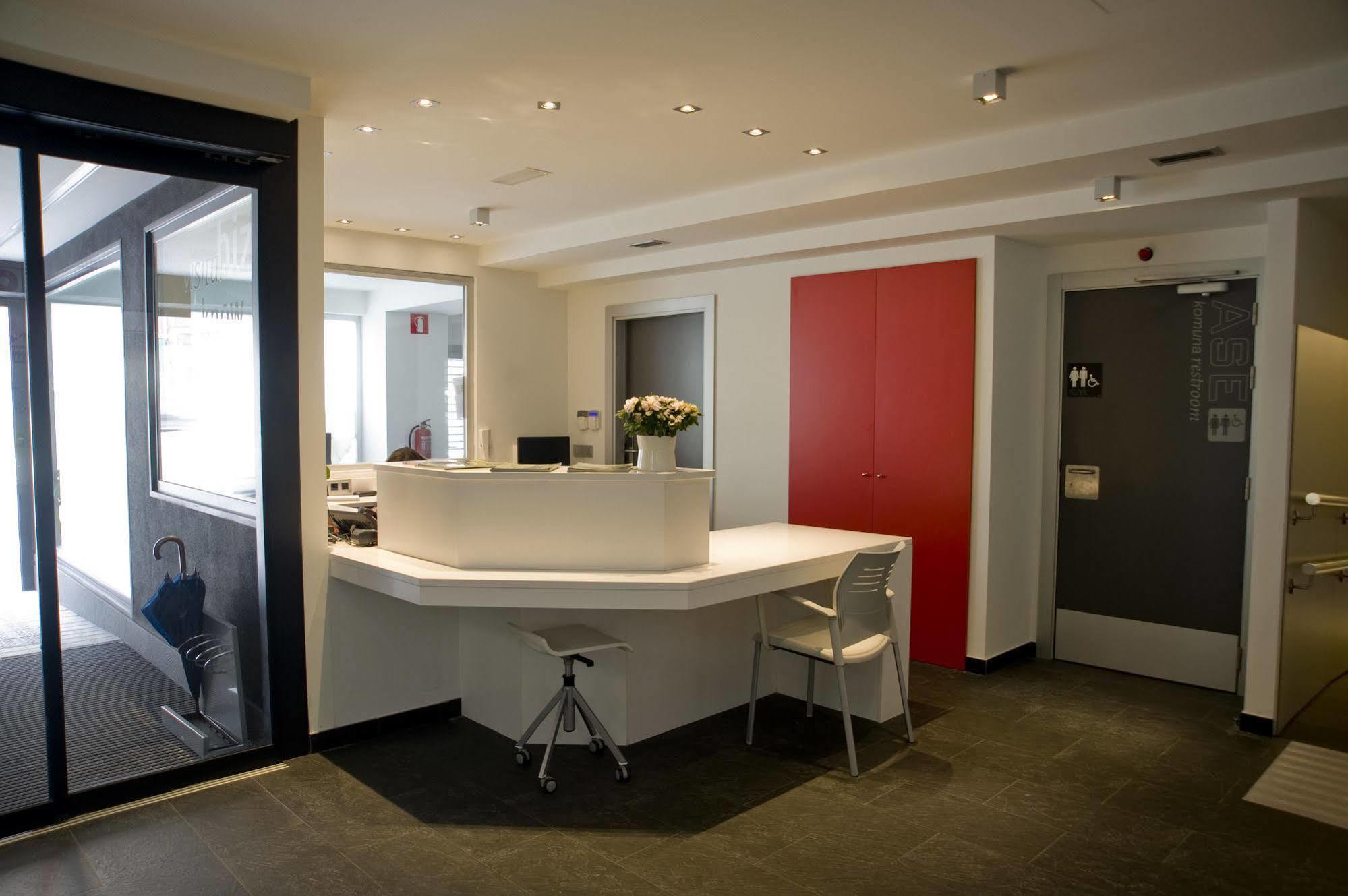 Bbk Bilbao Good Hostel Dış mekan fotoğraf