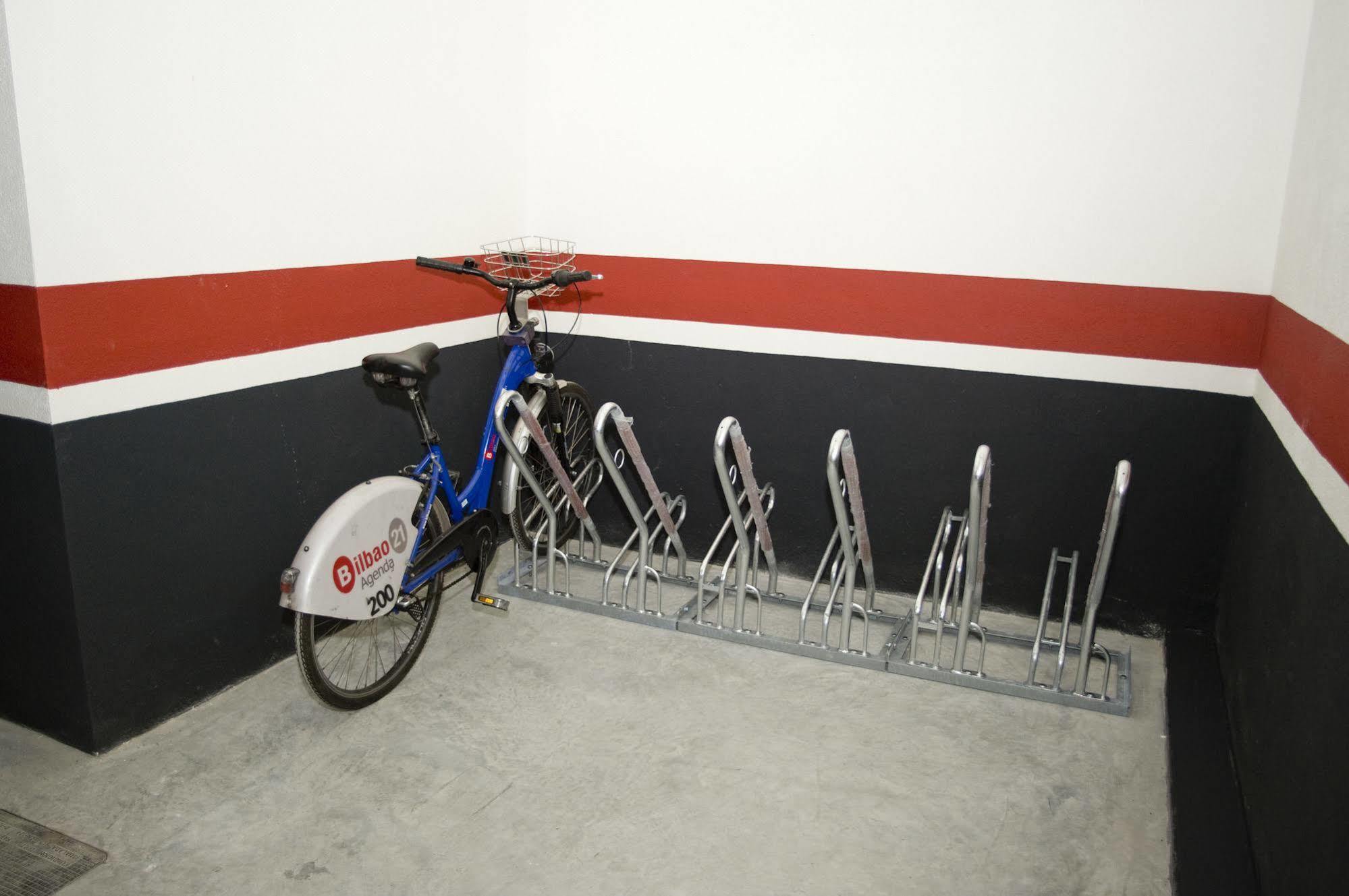 Bbk Bilbao Good Hostel Dış mekan fotoğraf